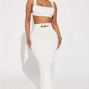 NWT fashion nova Elegant White Women's bodycon maxi Skirt set